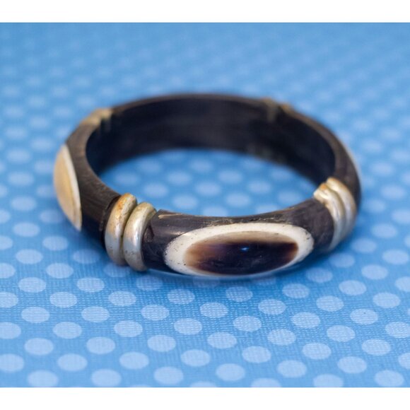 7 inch, Vintage Round Oval Abstract Pattern Black Bangle Bracelet - M34 - Picture 1 of 3